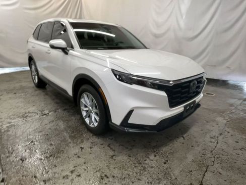 Certified 2025 Honda CR-V EX image 2