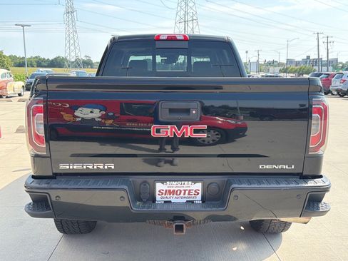 Used 2017 GMC Sierra 1500 Denali w/ Denali Ultimate Package AWD/4WD image 6