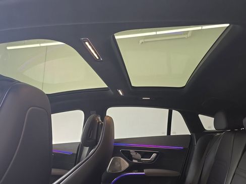 Used 2022 Mercedes-Benz EQS AMG 4MATIC w/ Exclusive Trim Package image 44