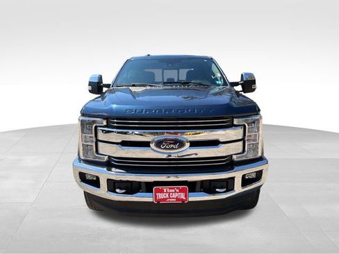 Used 2017 Ford F350 Lariat AWD/4WD image 8