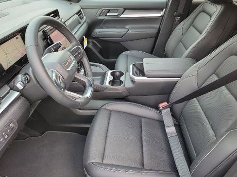 New 2026 GMC Terrain Elevation w/ Elevation Premium Package image 10