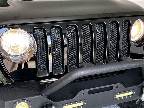 Used 2020 Jeep Wrangler Unlimited Sport S AWD/4WD image 38