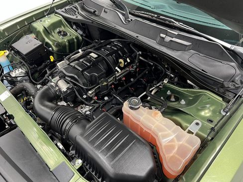 Used 2023 Dodge Challenger R/T w/ Plus Package image 30