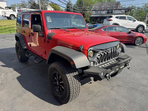 Used 2015 Jeep Wrangler Unlimited Sport w/ Quick Order Package 24S AWD/4WD image 4
