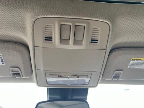 Used 2013 Buick Verano FWD image 22