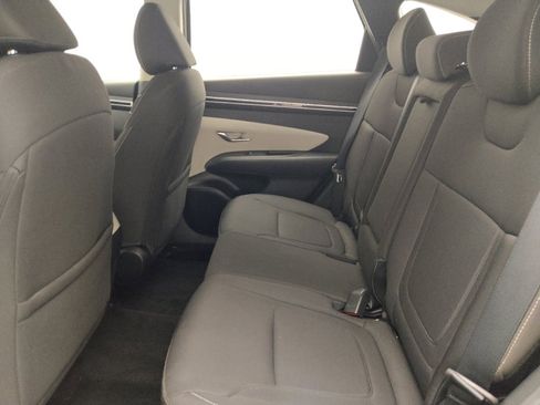 Used 2023 Hyundai Tucson SE FWD image 18