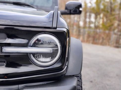 Certified 2023 Ford Bronco Outer Banks w/ Sasquatch Package image 10