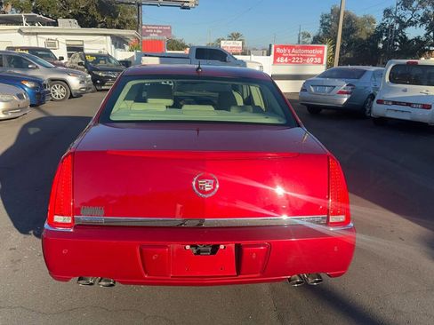 Used 2008 Cadillac DTS Performance w/ Platinum Edition image 10