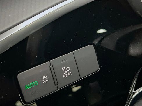 New 2025 Audi Q3 2.0T Premium image 10