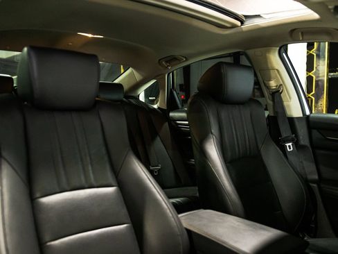 Used 2022 Honda Accord EX-L image 12