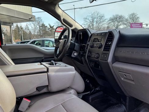 Used 2017 Ford F350 XL image 16