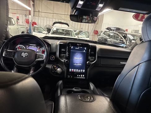 Used 2021 RAM 1500 Laramie AWD/4WD image 18