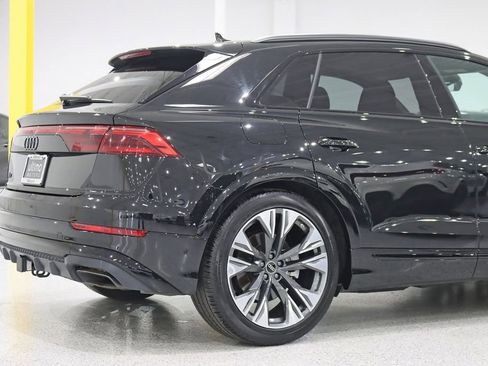 Used 2025 Audi Q8 Prestige AWD/4WD image 11