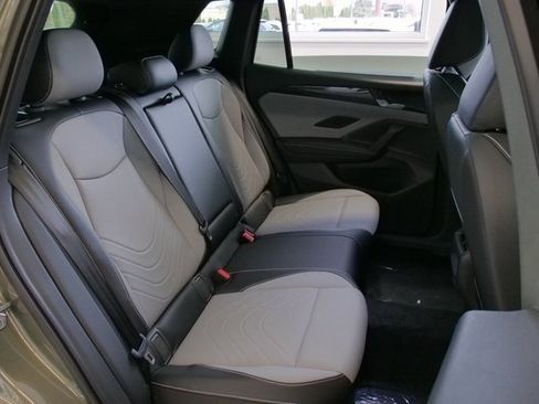 New 2026 Volkswagen Tiguan SE R-Line image 15