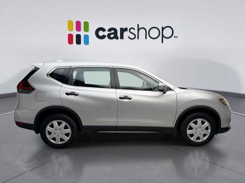 Used 2018 Nissan Rogue S AWD/4WD image 6