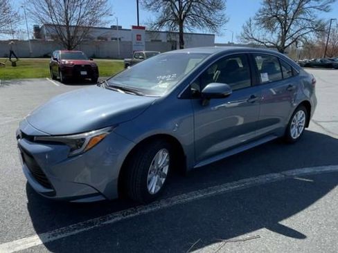 New 2026 Toyota Corolla XLE FWD image 4