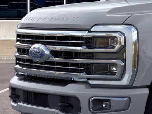 New 2026 Ford F250 Platinum w/ Platinum Plus Package AWD/4WD image 17