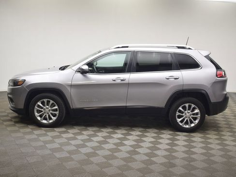 Used 2019 Jeep Cherokee Latitude w/ Popular Appearance Group image 11