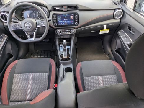 New 2025 Nissan Versa SR w/ Trunk Package image 30
