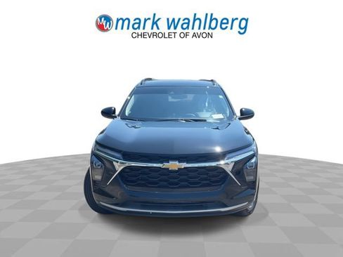 Used 2026 Chevrolet Trax LT w/ Driver Confidence Package FWD image 3