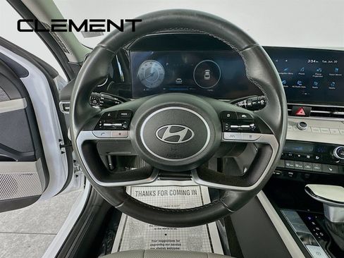 Used 2024 Hyundai Elantra Limited FWD image 15