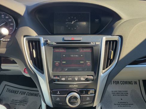 Used 2016 Acura TLX FWD image 18