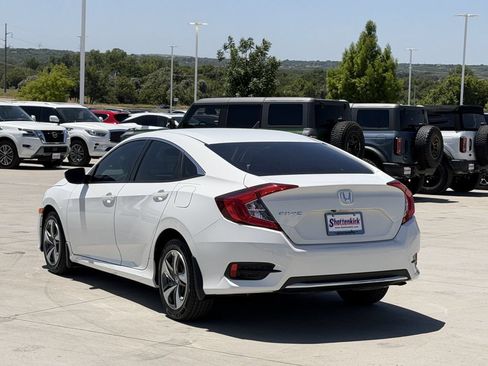 Used 2019 Honda Civic LX image 4