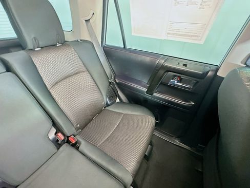 Used 2022 Toyota 4Runner TRD Off-Road image 14