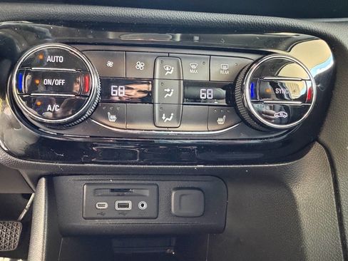 Used 2023 Buick Encore GX Essence w/ Advanced Technology Package AWD/4WD image 33