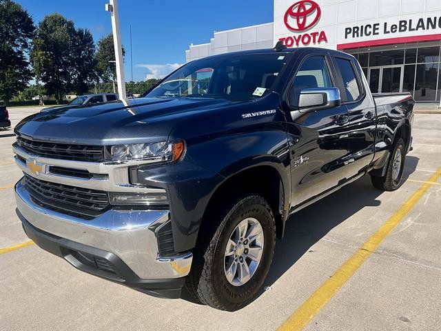 Used 2020 Chevrolet Silverado 1500 LT w/ Texas Edition RWD image 7