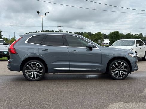 Used 2023 Volvo XC60 B5 Ultimate AWD/4WD image 9