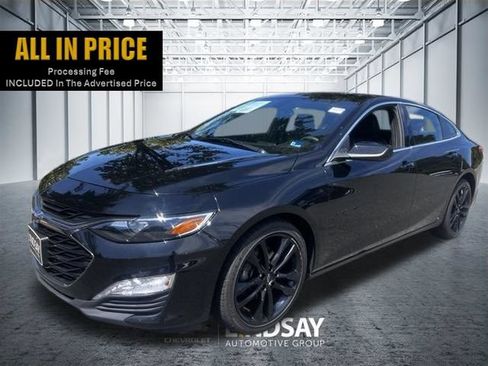 Used 2020 Chevrolet Malibu LT w/ Leather Package FWD image 1