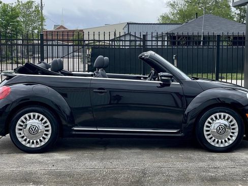 Used 2014 Volkswagen Beetle 1.8T image 6