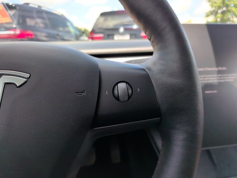 Used 2021 Tesla Model 3 Long Range AWD/4WD image 20