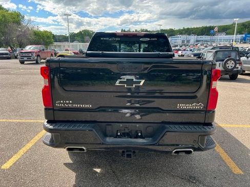 Used 2024 Chevrolet Silverado 1500 High Country w/ High Country Premium Package AWD/4WD image 7
