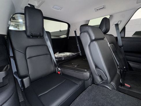 New 2026 Nissan Pathfinder Platinum w/ Cargo Package AWD/4WD image 19
