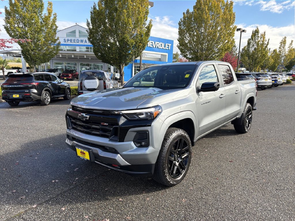 Certified 2025 Chevrolet Colorado Z71 w/ Technology Package AWD/4WD image 1