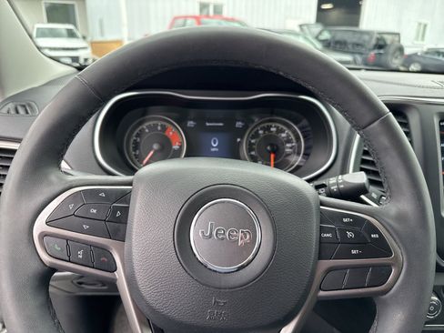 Used 2022 Jeep Cherokee Latitude Lux AWD/4WD image 16