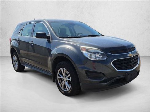 Used 2017 Chevrolet Equinox LS AWD/4WD image 3