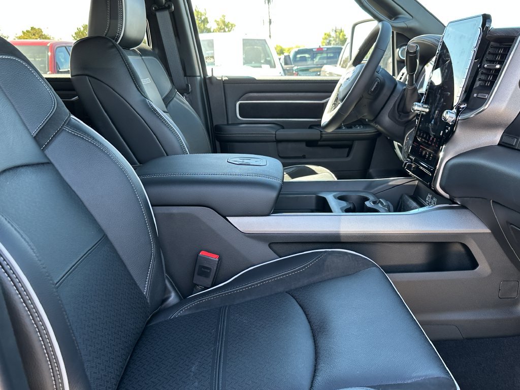 New 2026 RAM 2500 Laramie AWD/4WD image 42