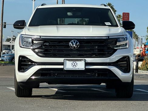 New 2026 Volkswagen Atlas Cross Sport SEL R-Line AWD/4WD image 3