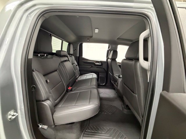 Used 2024 Chevrolet Silverado 1500 LT Trail Boss w/ LT Trail Boss Premium Package AWD/4WD image 25