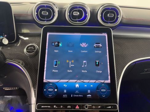 Used 2024 Mercedes-Benz C 63 AMG S image 19