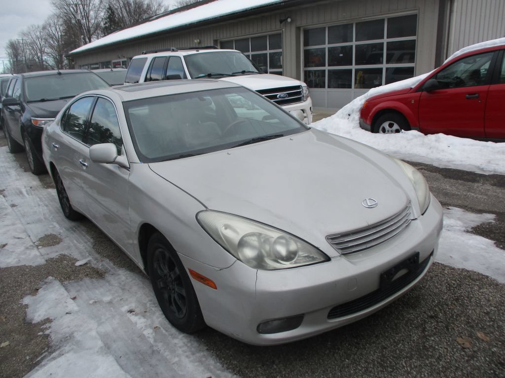 Used 2003 Lexus ES 330 FWD image 2