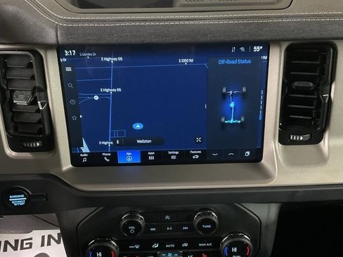 Used 2025 Ford Bronco Outer Banks image 16