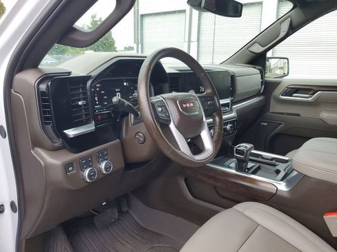 Used 2025 GMC Sierra 1500 SLT w/ SLT Premium Plus Package AWD/4WD image 21