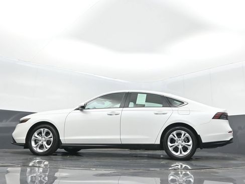 Certified 2024 Honda Accord LX image 14