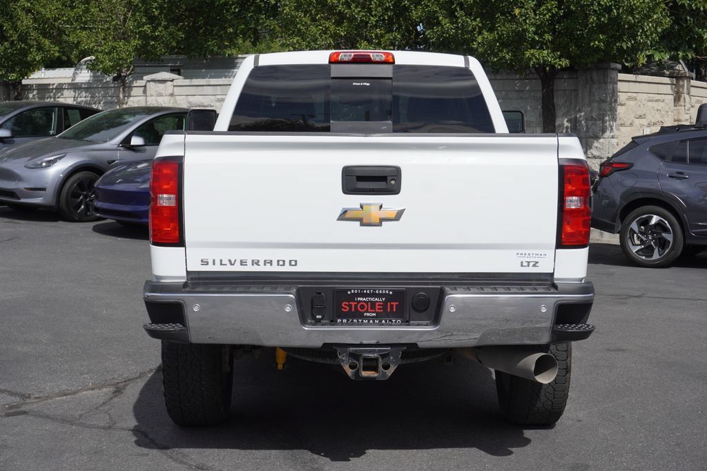 Used 2019 Chevrolet Silverado 2500 LTZ w/ Duramax Plus Package AWD/4WD image 19