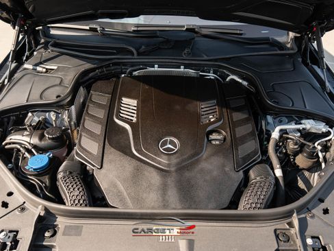 Used 2019 Mercedes-Benz S 560 4MATIC w/ Premium Package image 52