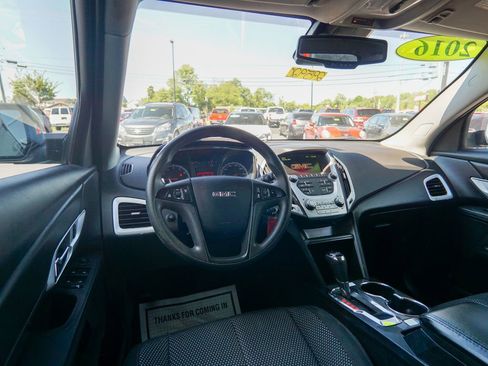 Used 2016 GMC Terrain SLE FWD image 11
